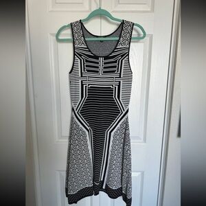 Chic Black and White Geometric Midi Dress